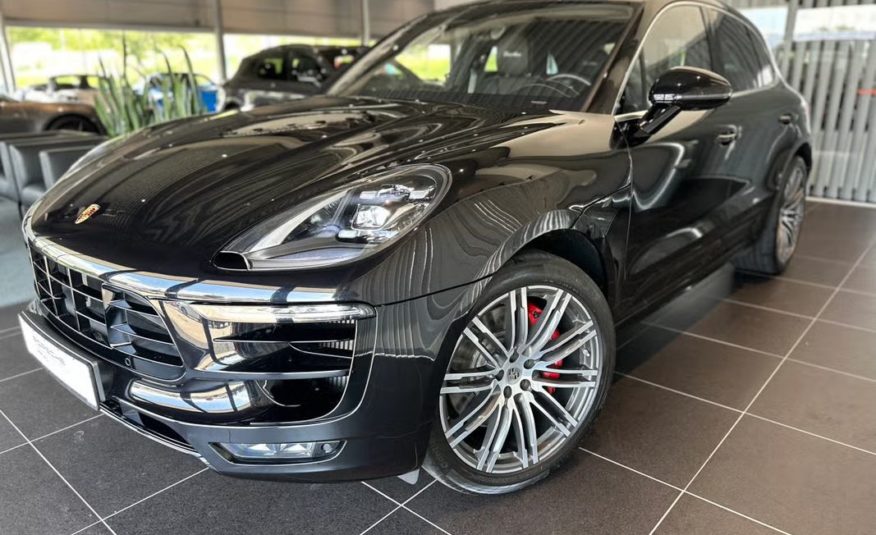 Porsche Macan Turbo pack performance