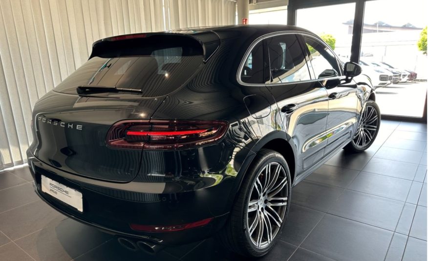 Porsche Macan Turbo pack performance