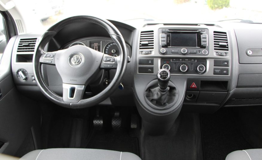 Volkswagen T5 Multivan 2.0TDI